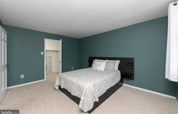 404 HADDONFIELD COMMONS, HADDONFIELD, NJ 08033