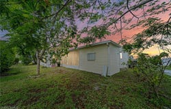 919 Manatee Road, Naples, FL 34114