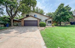 2017 Lantern Lane, Enid, OK 73703