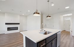 1722 NW 18TH St, BattleGround, WA 98604