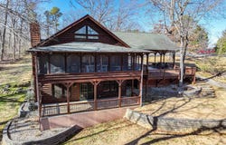 134 Kit Carson Ln, Benton, KY 42025
