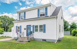 40 Elizabeth St, Wharton Boro, NJ 07885-1706