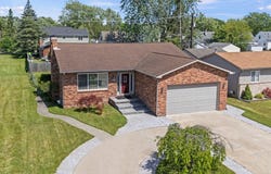25950 Lehner Court, Roseville, MI 48066