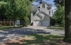 936  Wilson Ln, Hampton, VA 23663