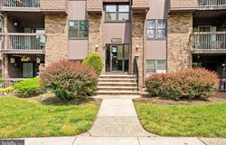 1824 OLD STONE MILL, EAST WINDSOR, NJ 08512