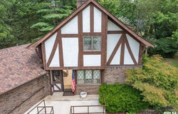 102 Lost Hollow Drive, Salem, IL 62881