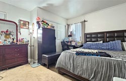 816 Lopez Lane, Honolulu, HI 96817