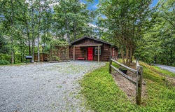 2025 Ridgecrest Loop Lane, Sevierville, TN 37876