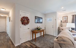 208 E.Jemphrey Street, Eldon, MO 65026