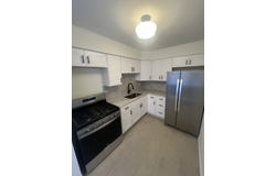 8541 Lotus Avenue, Skokie, IL 60077