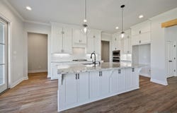 2711 Shore Side Avenue, Baton Rouge, LA 70810