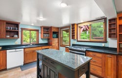 17 Tinker Hill Road, Guilford, VT 05301