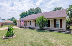 6967 Green Way Cove, Olive Branch, MS 38654