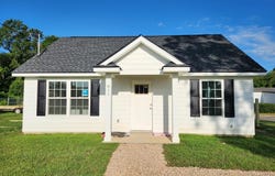 108 5th Ave., Thomasville, GA 31792