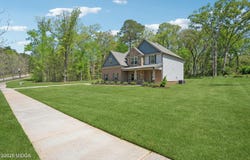 320 Homestead Circle, Forsyth, GA 31029