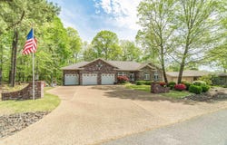 3 Sacedon Circle, Hot Springs Village, AR 71909
