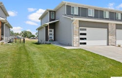 910 Titan Drive, Hickman, NE 68372