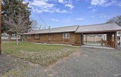 370 Orchard Street E, Hagerman, ID 83332