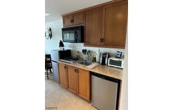 200 State Rt 94, Vernon Twp., NJ 07462-3323