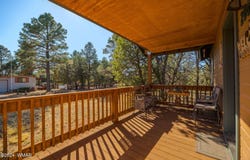 2086 Pinewood Drive, Overgaard, AZ 85933
