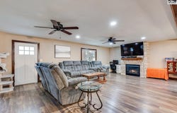 229 W 56th Ave, Hutchinson, KS 67502