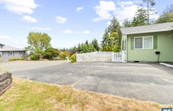 350 E Bluff Dr, Port Angeles, WA 98362