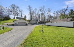 9800 S 975 E, Wolcottville, IN 46795