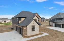 705 Marlayna, Oxford, MI 48371