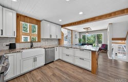 15 Prairie Lake Court, Wentzville, MO 63385