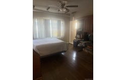 682 Valley Village Dr, El Cajon, CA 92021