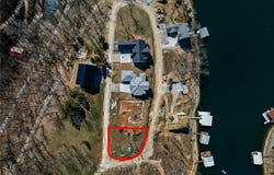 31295 Los Breezes Circle, Rocky Mount, MO 65072