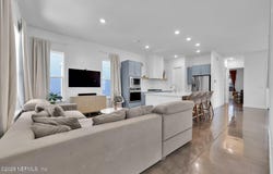 124 E 6TH Street, Jacksonville, FL 32206