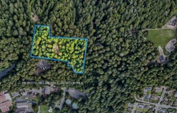 E 16th Street, Arcata, CA 95521