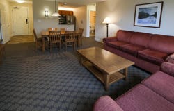 606/608 QII Jackson Gore Adams House, Ludlow, VT 05149