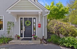 230 E BEECHTREE LN, WAYNE, PA 19087