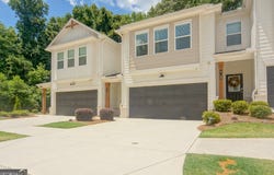5516 Rockfern, Lilburn, GA 30047