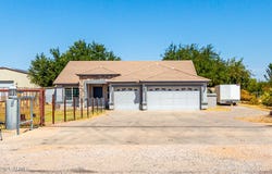 7517 N PERRYVILLE Road, Waddell, AZ 85355