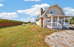 304 State Avenue, Pocahontas, IL 62275