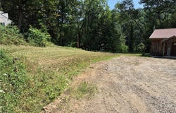 7 Mcgovern Blvd, Moon/Crescent Twp, PA 15046