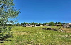17530 W Tray Road, Tahlequah, OK 74464