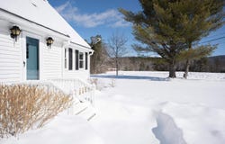 5 Cross Road, Hebron, NH 03241