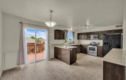 328 E PECTOL ST, Washington, UT 84780