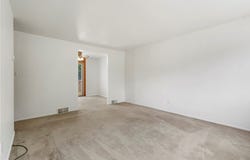 250 Burch Dr, Coraopolis, PA 15108