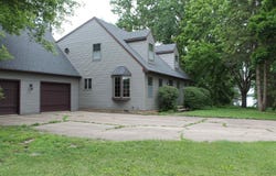 620 OAK Street, WINNECONNE, WI 54986-9385