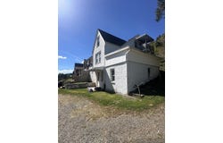 215 5th Ave, Galax, VA 24333