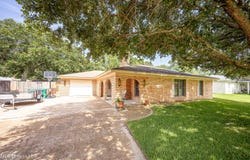 311 Bills Avenue, Ocean Springs, MS 39564