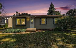 151 Regent Street SE, Kentwood, MI 49548