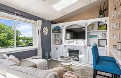 1 Anchorage Way, Freeport, NY 11520
