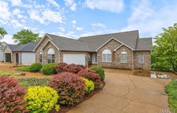 9623 E Vista Drive, Hillsboro, MO 63050