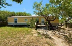 141 W Speckled Trout, ROCKPORT, TX 78382